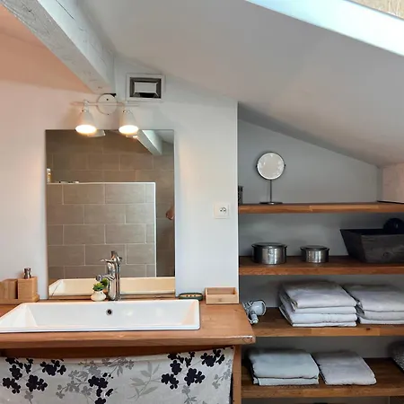 Maison Ohanzia Willa